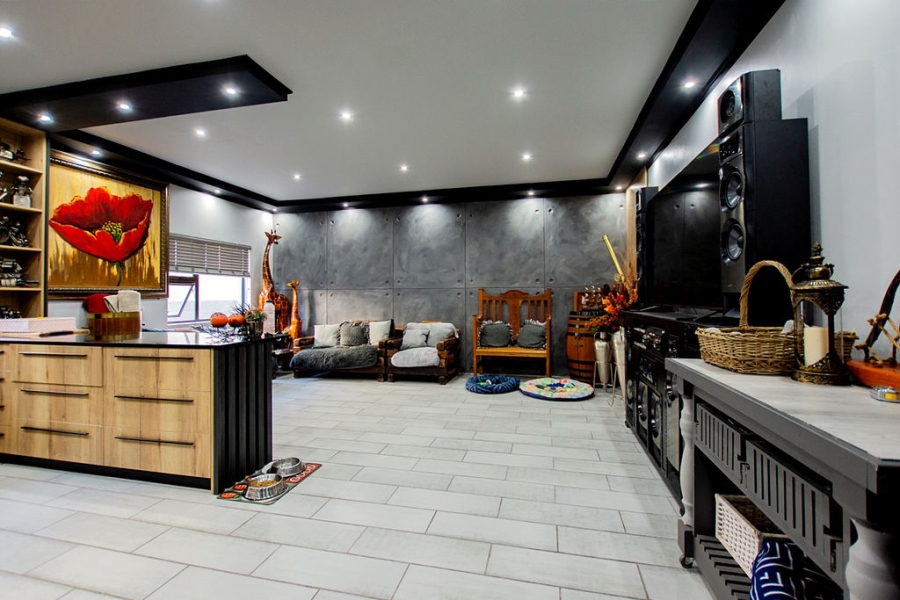 To Let 3 Bedroom Property for Rent in Myburgh Park Western Cape